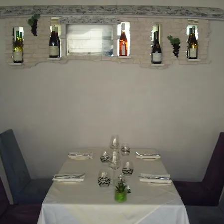 מלון Restaurant Du Parc De La Colombiere דיז'ון