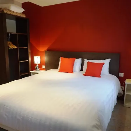 Hotell Restaurant Du Parc De La Colombiere 3*