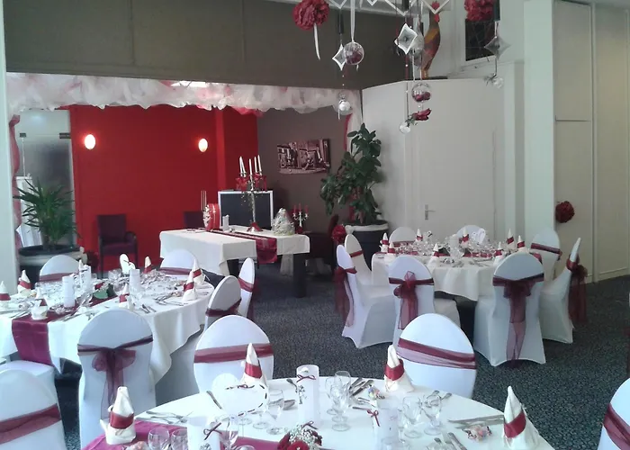 Hotel Restaurant Du Parc De La Colombiere